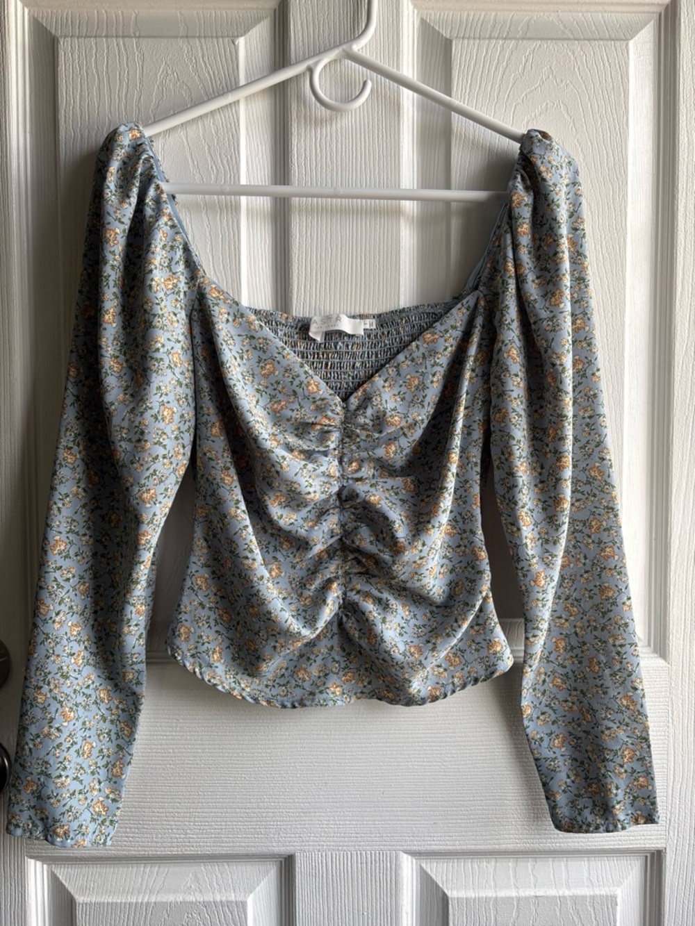 ASTR the Label Women's Blue Floral Square Neck Smocked Puff Sleeve Blouse S